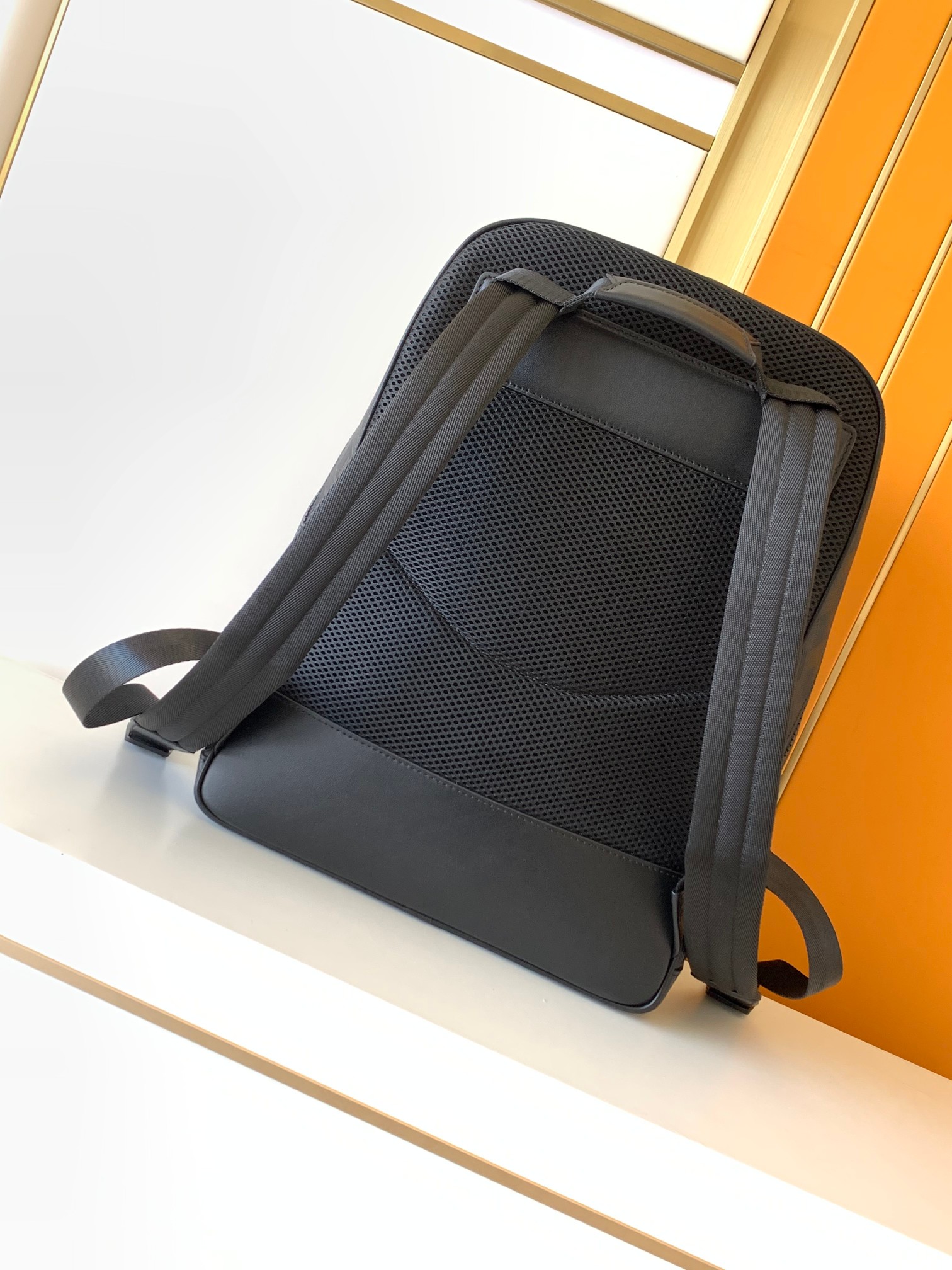 Ransel Hitam Minimalis dengan  - Leather Work Rucksack Mens ulasan dan harga